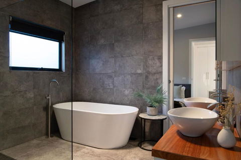 Away - Nambucca Heads Accommodation 2