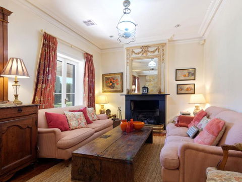 Aylmerton House And Cottage For 14 Southern Highlands - Nambucca Heads Accommodation 4