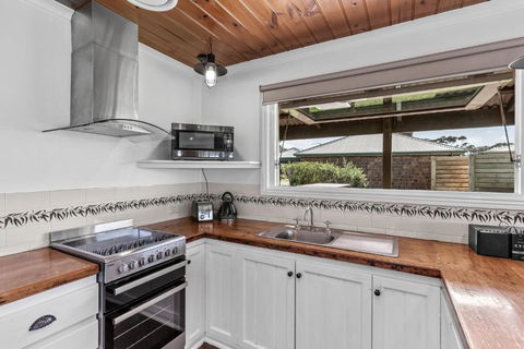 Apollo Bay Cottages- Marriners - Nambucca Heads Accommodation 2