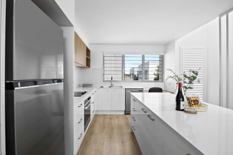 Azure River Side Townhouse - Nambucca Heads Accommodation 0