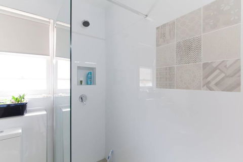 B5 Crawley Apartment 1 BRM & Sleepout Near UWA - Nambucca Heads Accommodation 3