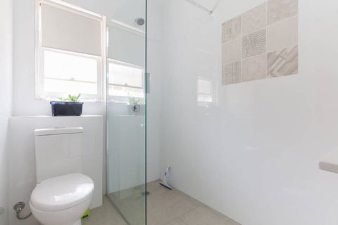 B5 Crawley Apartment 1 BRM & Sleepout Near UWA - Nambucca Heads Accommodation 4