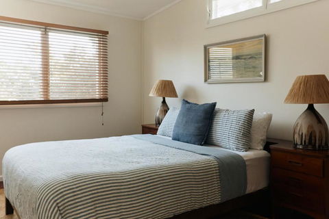 BAY PROPERTIES . The Sailor Shack - Nambucca Heads Accommodation 3