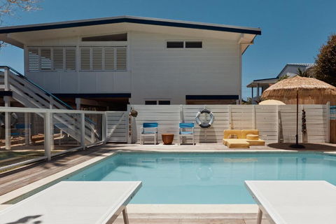 BAY PROPERTIES . The Sailor Shack - Nambucca Heads Accommodation 0