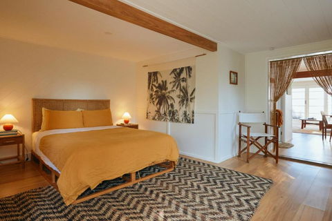 BAY PROPERTIES . The Sailors Bungalow - Nambucca Heads Accommodation 1