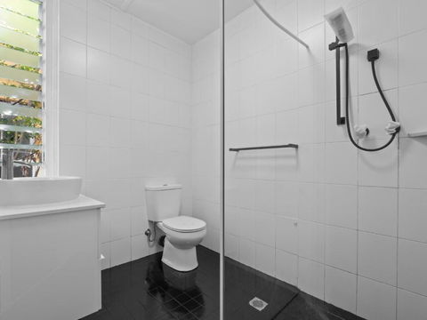 AZZURO POD HOTEL - Potts Point - Nambucca Heads Accommodation 4