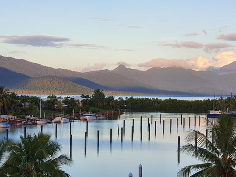 Hinchinbrook Holiday Apartments - Nambucca Heads Accommodation 3