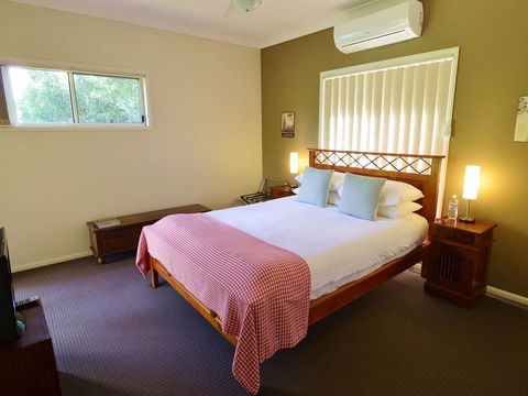 Apple Tree Cottage Montville - Nambucca Heads Accommodation 7