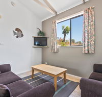 Kangaroo Island - Island Beach Shack - Nambucca Heads Accommodation