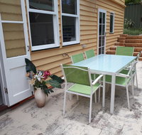Retro Beach Flat - Nambucca Heads Accommodation