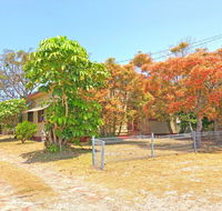 'Daves Place' 27 Rigney St - Holiday house with WIFI Aircon  Boat Parking - Nambucca Heads Accommodation
