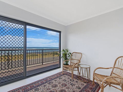 10 OCEAN VILLA - Nambucca Heads Accommodation 2