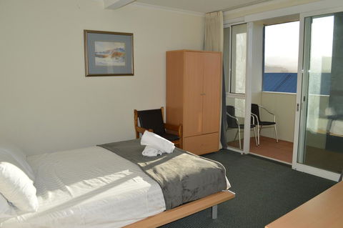 16 Lakeview Plaza - Nambucca Heads Accommodation 3