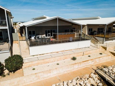 19 Corella Court - Spacious Deck With Swim Spa - Nambucca Heads Accommodation 0