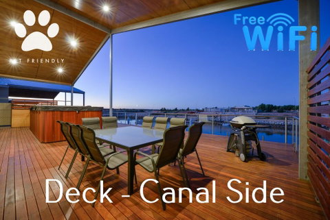 19 Corella Court - Spacious Deck With Swim Spa - Nambucca Heads Accommodation 2
