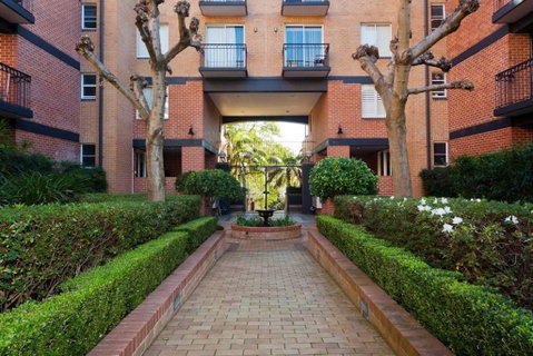 2 Bed Sydney Executive Apt Close To City - Nambucca Heads Accommodation 3