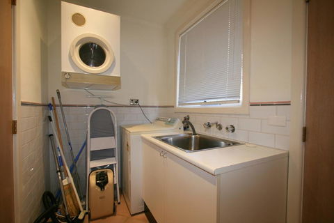 2 Munyang Street, Jindabyne - Nambucca Heads Accommodation 1
