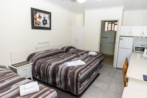 Benaraby Hilltop MotorInn - Nambucca Heads Accommodation 4
