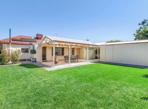 Birkinshaw Villa ( 3 Bedroom With Parkings ) - Nambucca Heads Accommodation 1