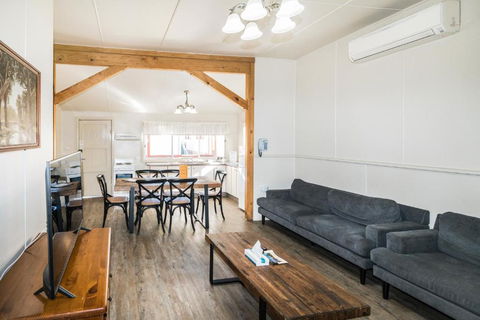 Black Gold Motel - Nambucca Heads Accommodation 1