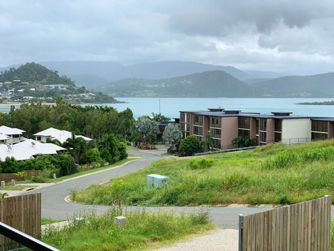 DAYDREAMING Airlie Beach, Water Views & Only 200m To Boardwalk. - Nambucca Heads Accommodation 2