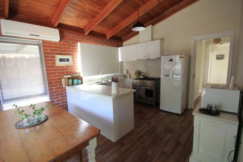 32 Owarra Street - Nambucca Heads Accommodation 0
