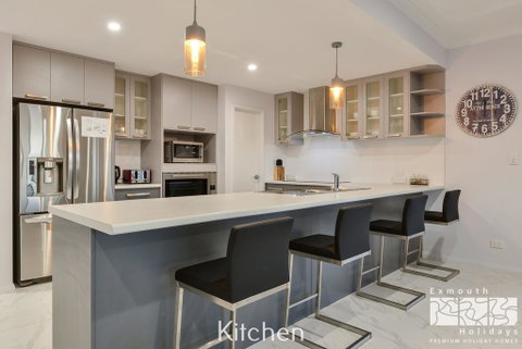 34 Madaffari Drive - Pool - Nambucca Heads Accommodation 3
