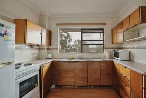 3BR Quiet & Convenient Area Of Parramatta UWS - Nambucca Heads Accommodation 1
