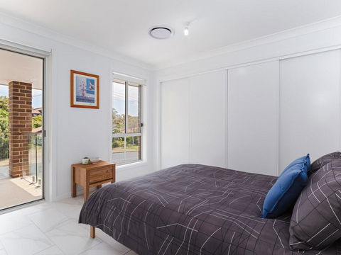 5 Bent Street - Huge House With Foxtel & Aircon - Nambucca Heads Accommodation 3