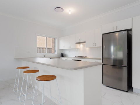 5B BENT STREET - LARGE HOUSE WITH DUCTED AIR CON, WIFI & FOXTEL - Nambucca Heads Accommodation 2