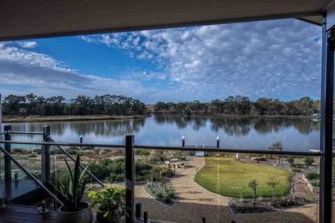 64 Marina Way, Mannum - Nambucca Heads Accommodation 0
