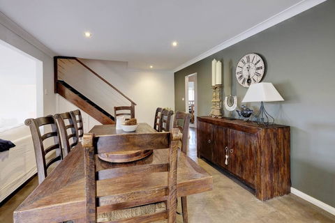 @THE COVE - Nambucca Heads Accommodation 3