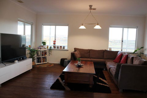 A Better Life Animal Sanctuary FarmStay - Private Two-Bedrooms, Lounge Room & Bathroom & Toilet, Shared Kitchen - Nambucca Heads Accommodation 3