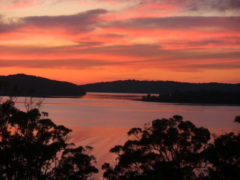 A Lakehouse Escape - Nambucca Heads Accommodation 0