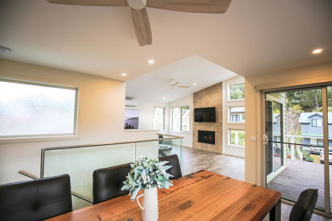 A Pear Tree Loft - Nambucca Heads Accommodation 3