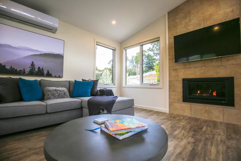 A Pear Tree Loft - Nambucca Heads Accommodation 2