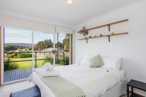 A River Bed Cottage - Nambucca Heads Accommodation 0