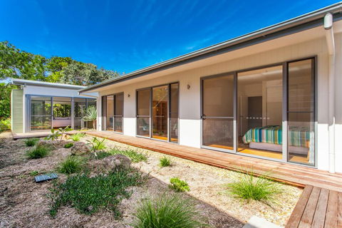 A SWEET ESCAPE - Beachfront Tranquility - Nambucca Heads Accommodation 1