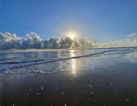 ABSOLUTE BEACH FRONT MACKAY - Comfort Resort Blue Pacific - Nambucca Heads Accommodation 0