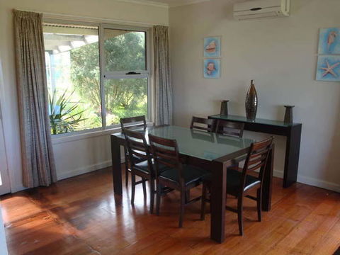 Absolute Waterfront - Nambucca Heads Accommodation 2