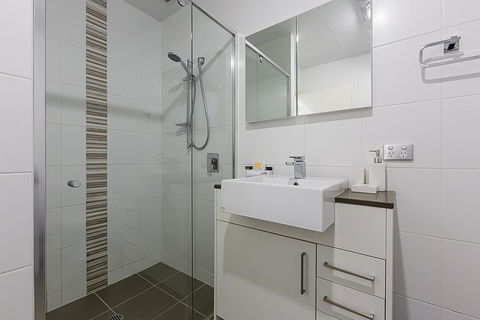 Accommodate Canberra- Domain Parliamentary Triangle - Nambucca Heads Accommodation 3
