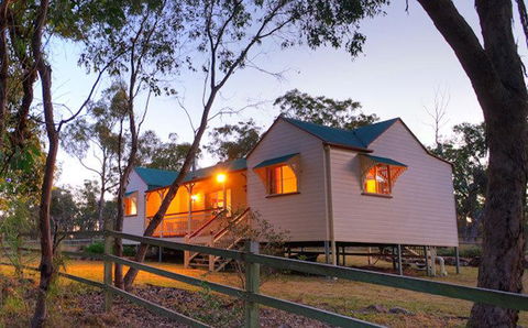 Accommodation Creek Cottages & Sundown View Suites - Nambucca Heads Accommodation 0