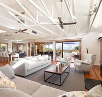 Acqua Vista - water view fireplace walk to beach - Nambucca Heads Accommodation