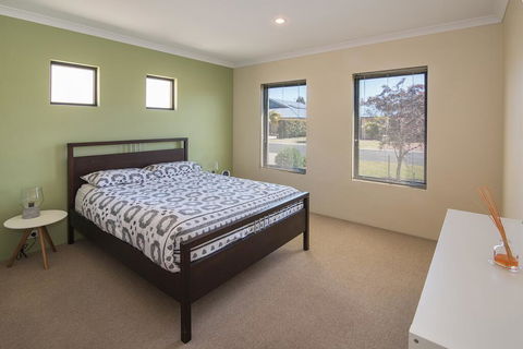 Acrosstheway - Nambucca Heads Accommodation 2