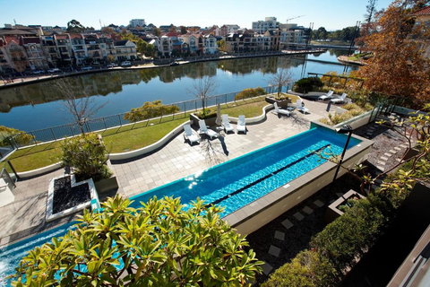 East Perth Suites Hotel - Nambucca Heads Accommodation 0