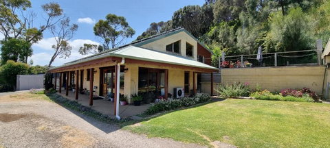 Eastern Reef Cottages - Nambucca Heads Accommodation 2