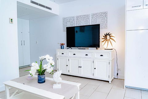 DRIFT PALM COVE- Private 2 Bed -Apartment 2204 - Nambucca Heads Accommodation 3