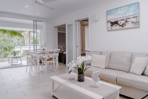 DRIFT PALM COVE- Private 2 Bed -Apartment 2204 - Nambucca Heads Accommodation 2