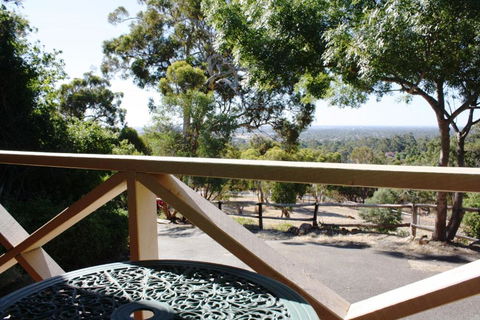 Eleebana Guest House - Nambucca Heads Accommodation 2