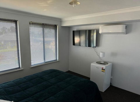 Executive Escape 4 Bedroom Home - Nambucca Heads Accommodation 1